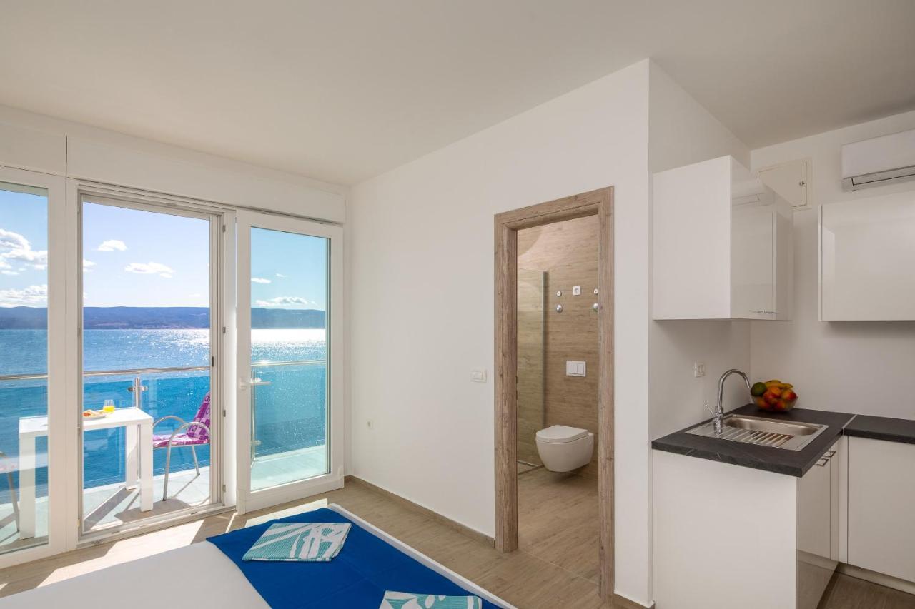 Апартаменты Absolute Beach Holidays Дуги-Рат Экстерьер фото