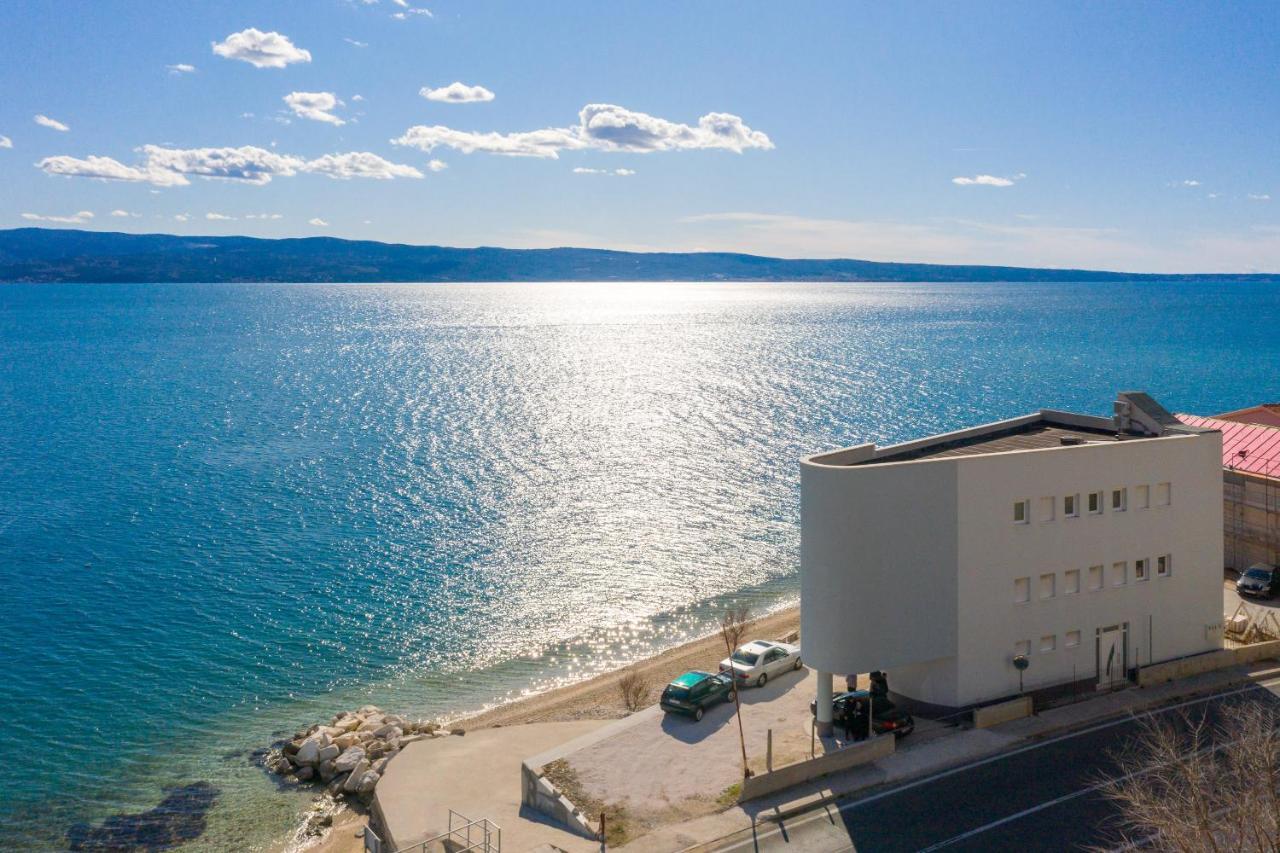 Апартаменты Absolute Beach Holidays Дуги-Рат Экстерьер фото