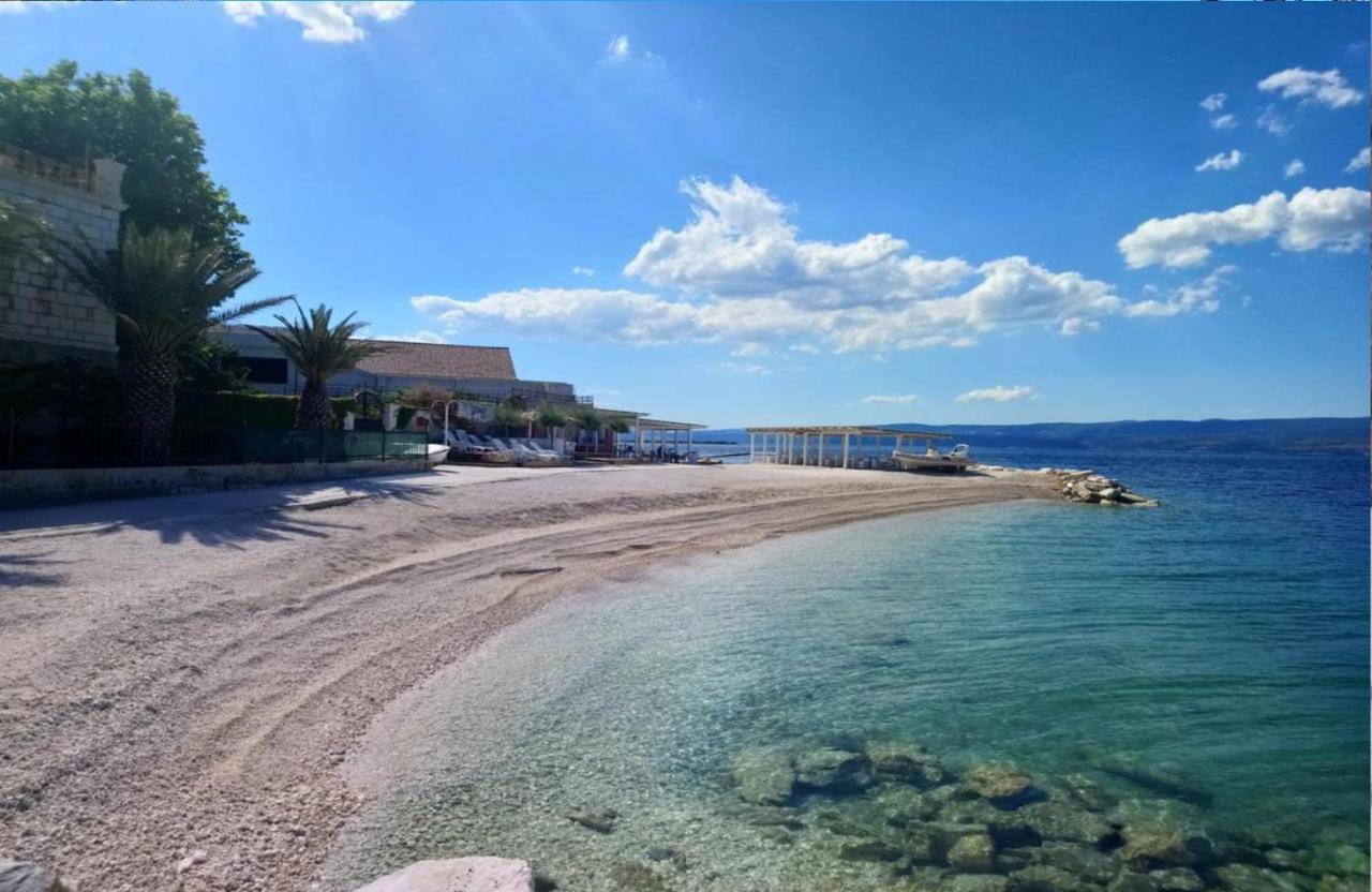 Апартаменты Absolute Beach Holidays Дуги-Рат Экстерьер фото